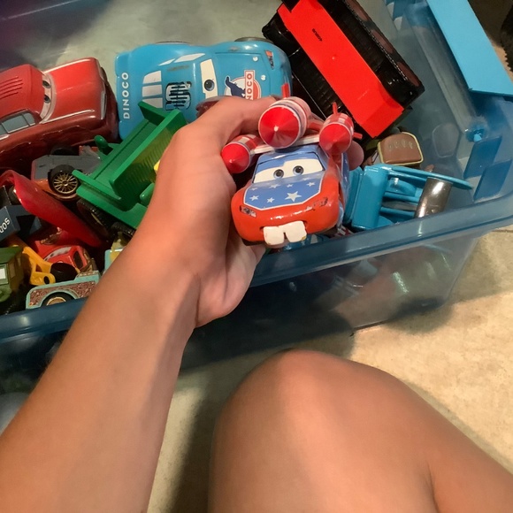 Toys - Picture 3 of 7